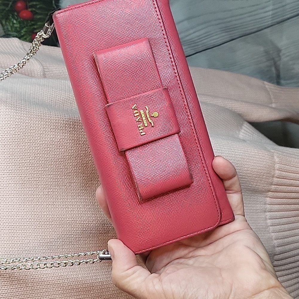 Prada Saffiano Bow Long Wallet in Pink - Picture 4 of 13